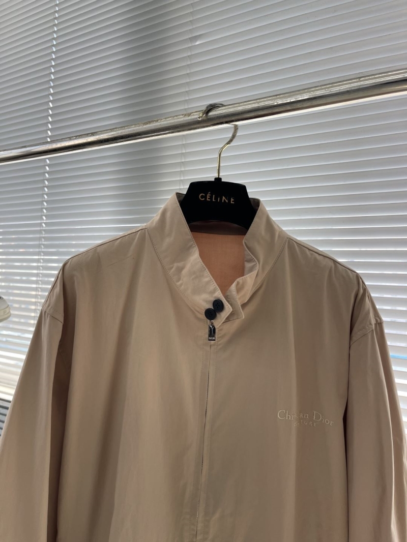 chr1st1an D10r outwear